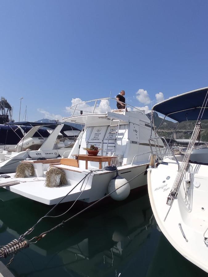 Cullati Dal Mare Deluxe-b&b On Board Salerno